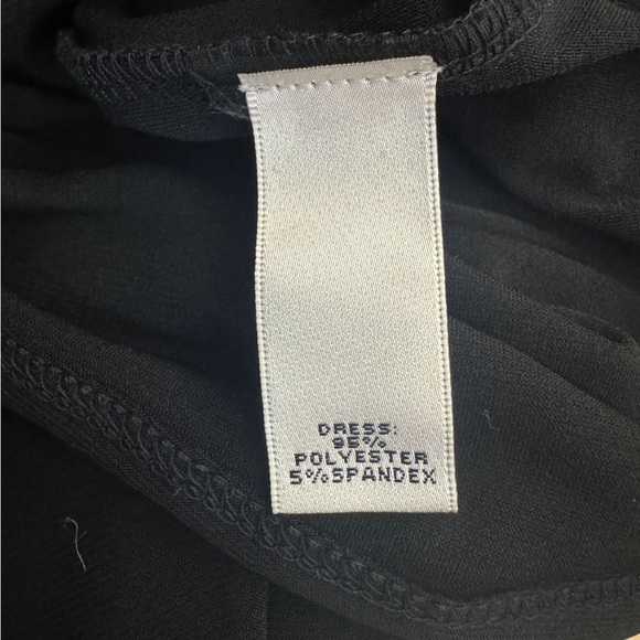 Neiman Marcus Black One piece Jumpsuit / Pant. New with tags. Size 4. Black Tie - Picture 8 of 8